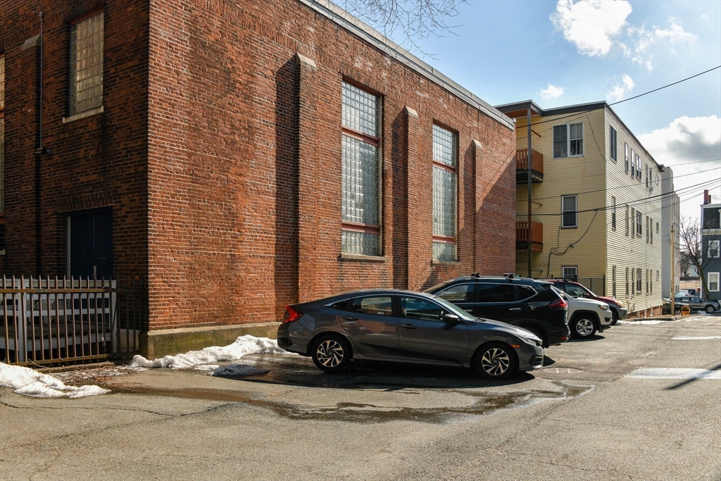 529 E Broadway # 1