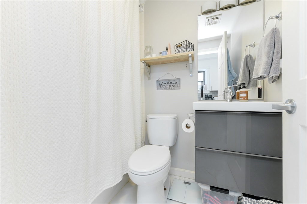 529 E Broadway # 1