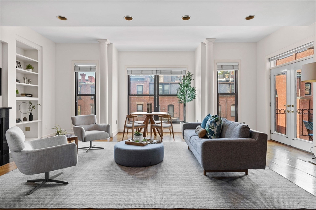 201 Newbury St # 308
