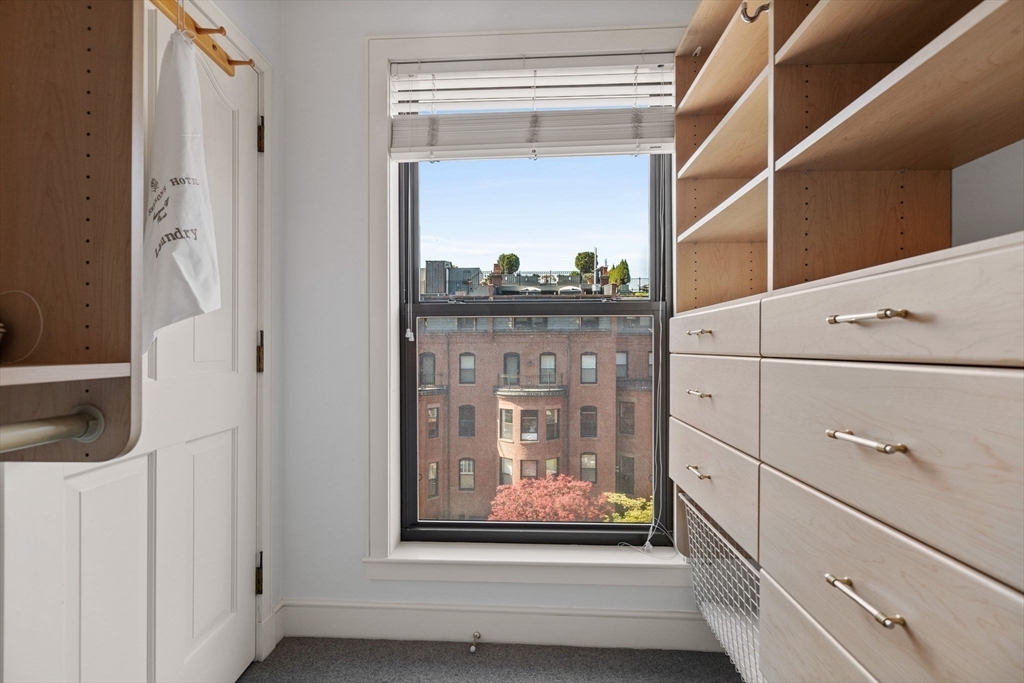 201 Newbury St # 308