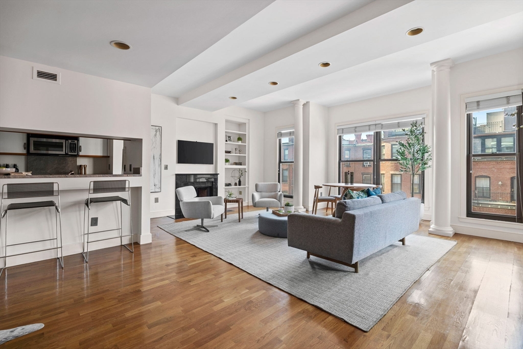 201 Newbury St # 308