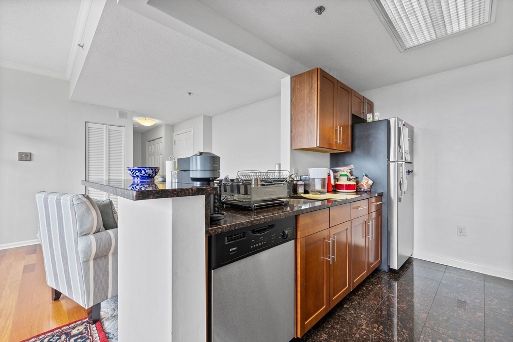 169 Monsignor Highway # 810