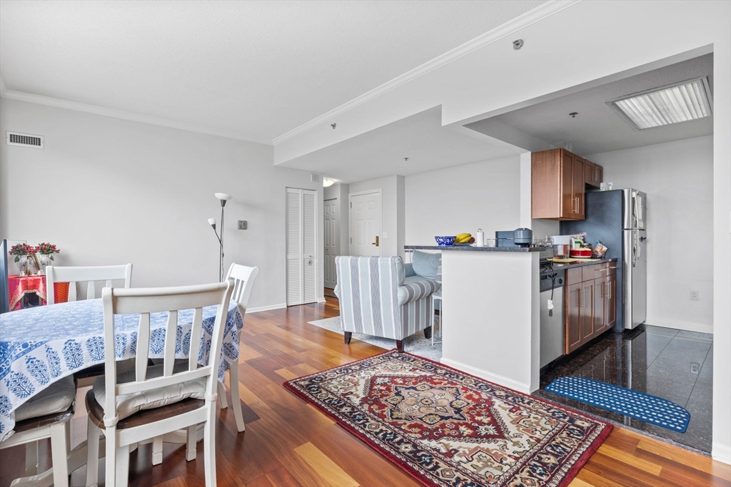 169 Monsignor Highway # 810