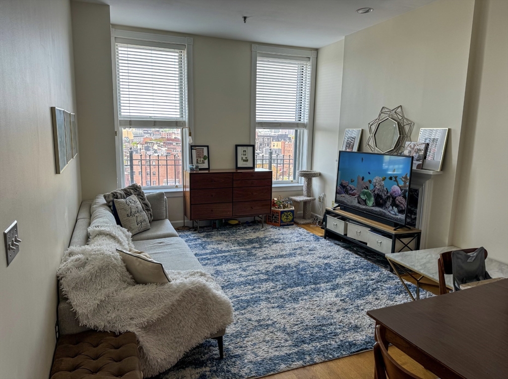 416 Marlborough Street # 808