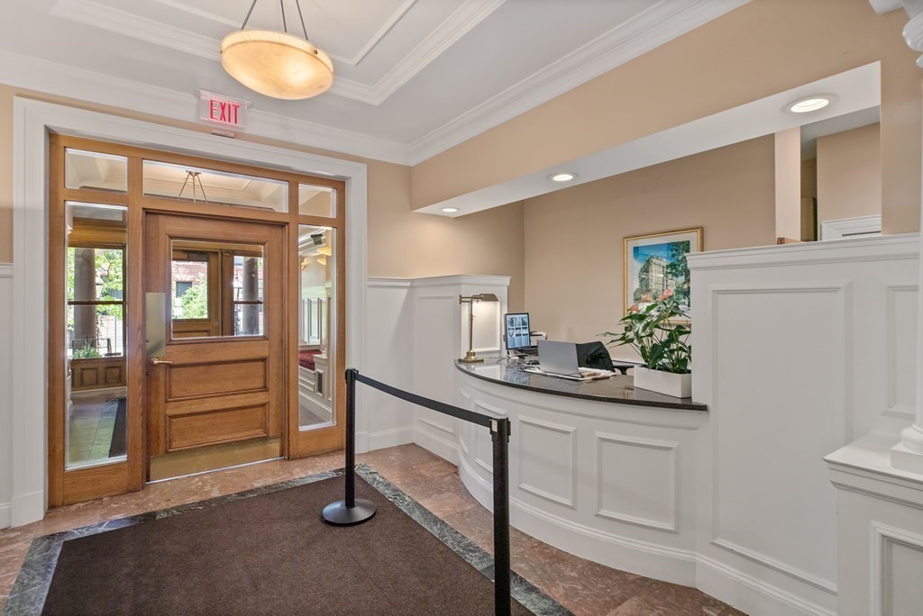 416 Marlborough Street # 808