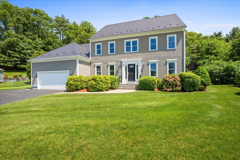 14 Vanessa Dr