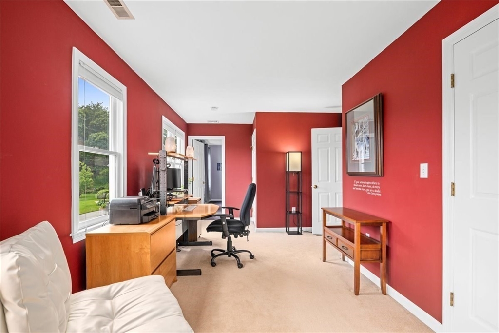 14 Vanessa Dr