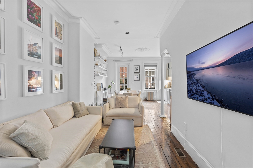 4 Cazenove Street # 1