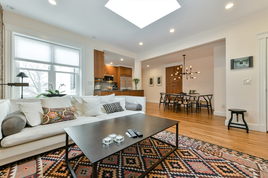 1038 Beacon Street # 404