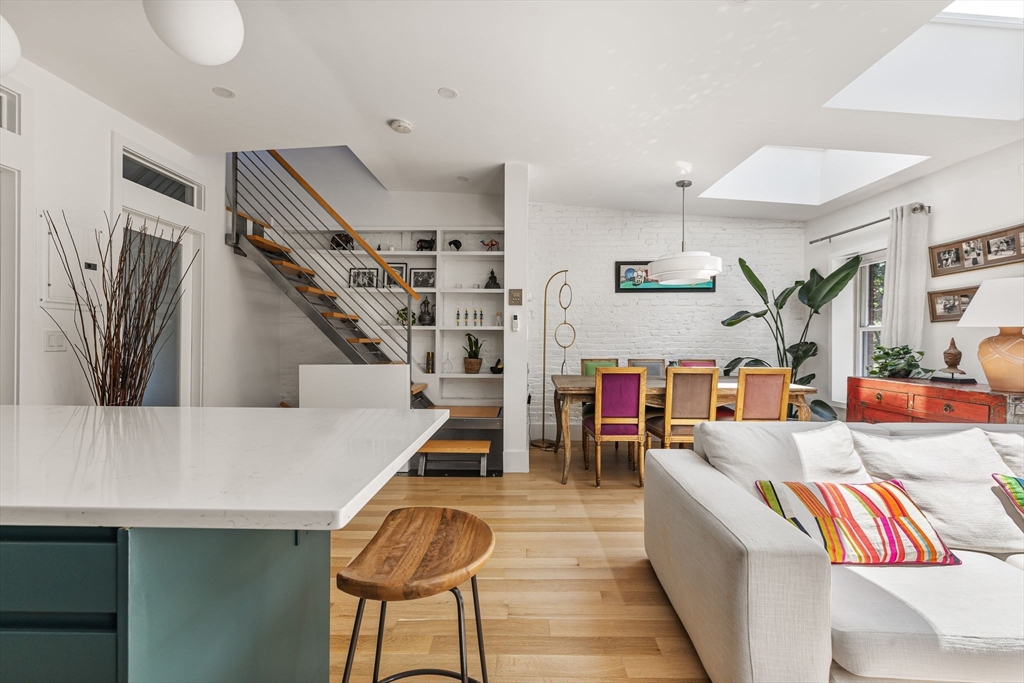 201 West Springfield # 3