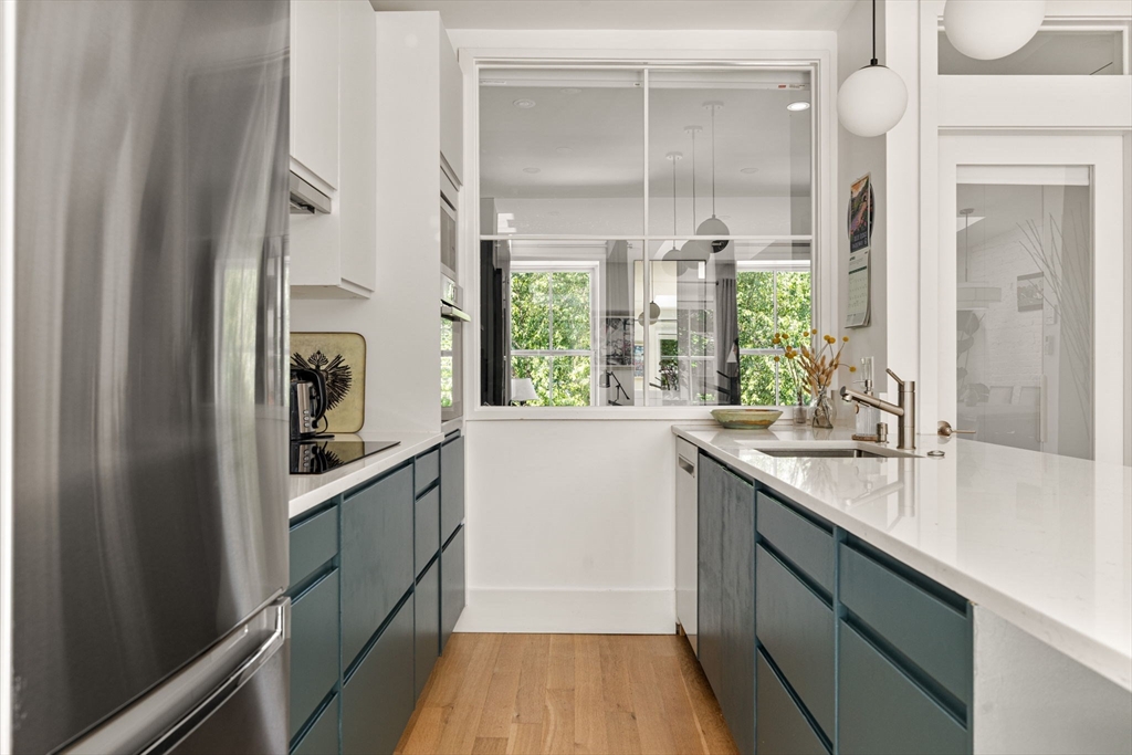 201 West Springfield # 3