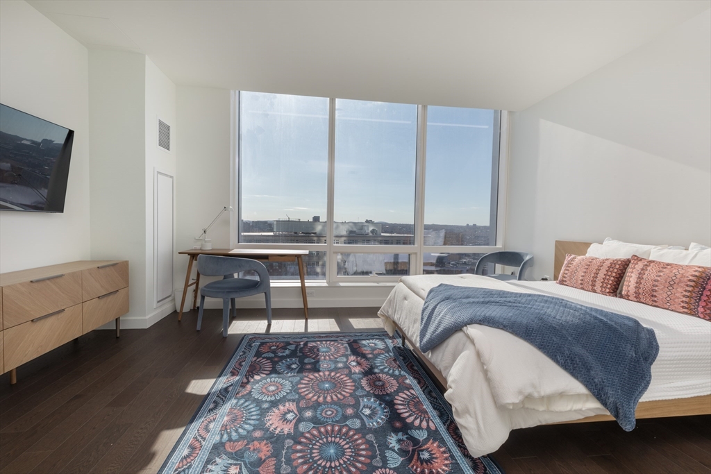 40 Trinity Place # 1606