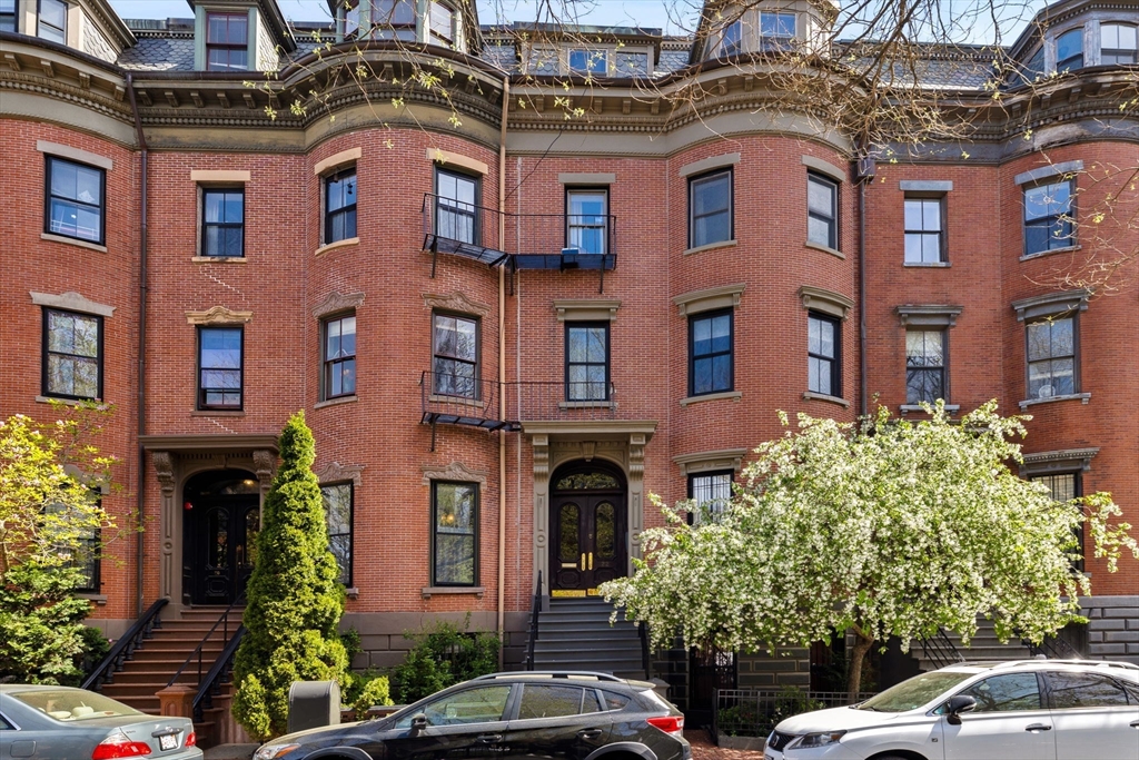 Triplex on Worcester Square