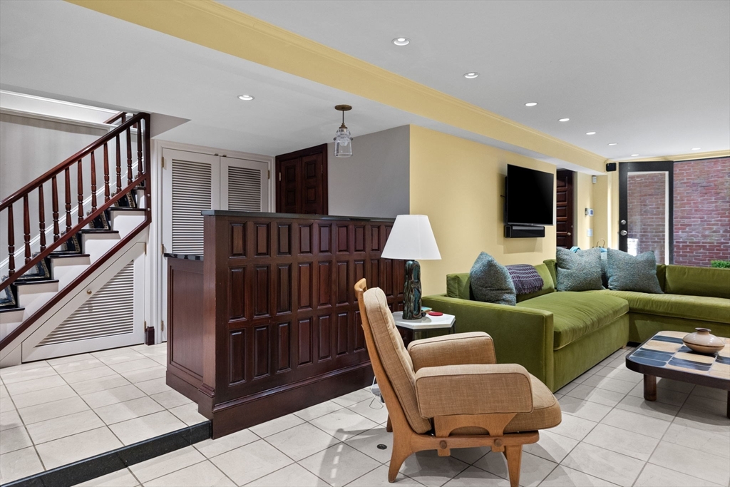 Triplex on Worcester Square