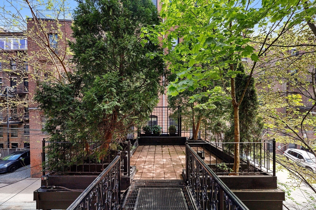 Triplex on Worcester Square