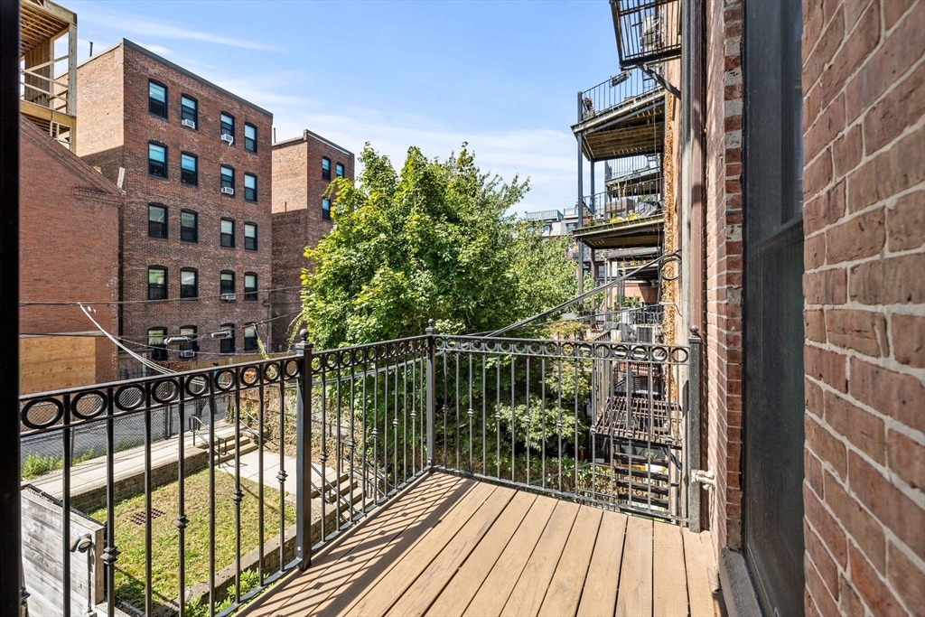 82 Worcester St # 2