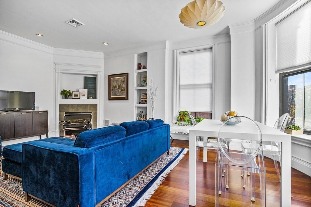 692 Tremont # 4, Boston Unit: 4