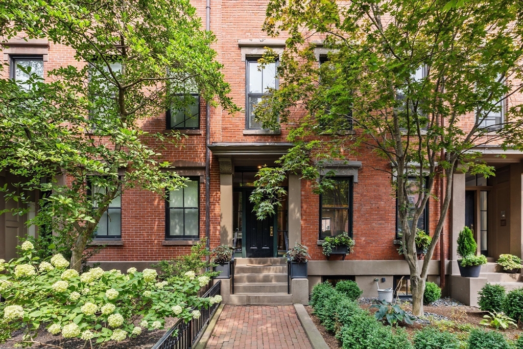 135 W Concord Street # 1