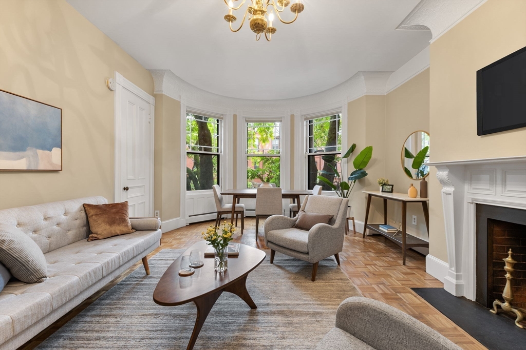 437 Marlborough Street # 21