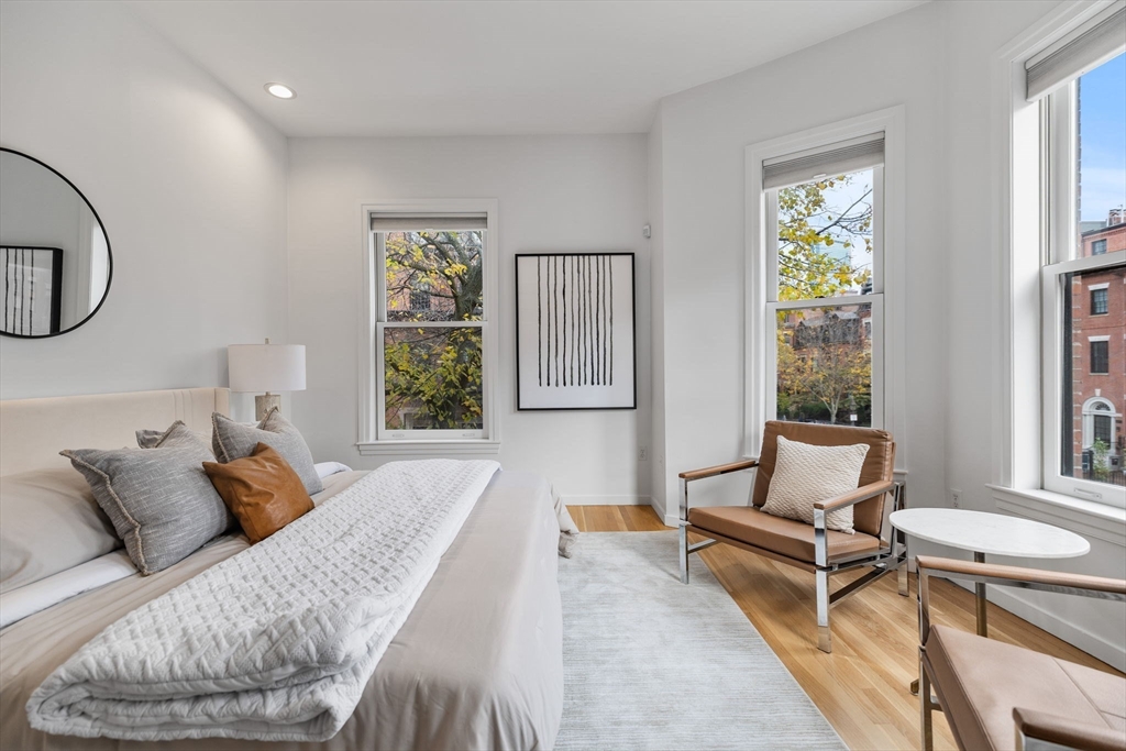 363 Marlborough St # 5