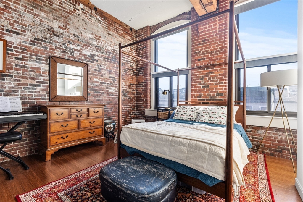 320 West 2nd St # 413