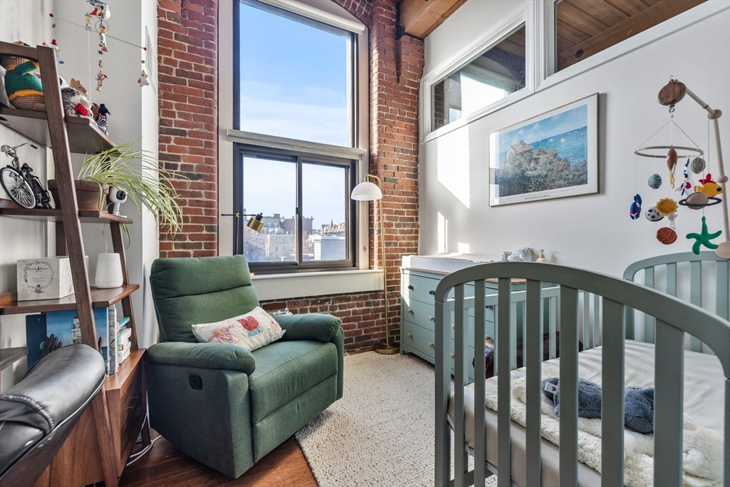 320 West 2nd St # 413