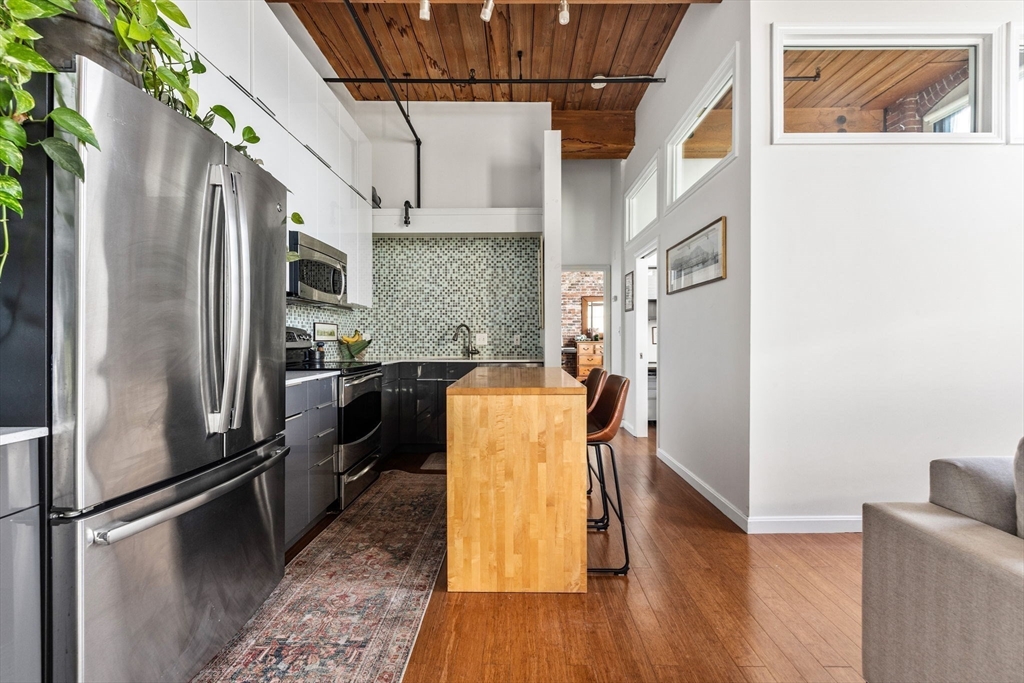 320 West 2nd St # 413