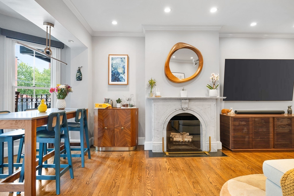 Parlor Duplex with Parking