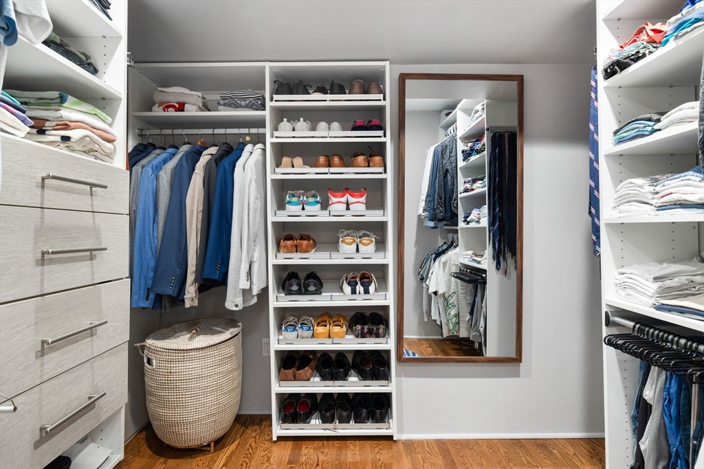 Parlor Duplex with Parking