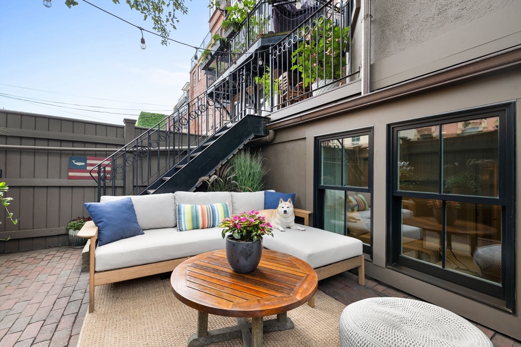 Parlor Duplex with Parking