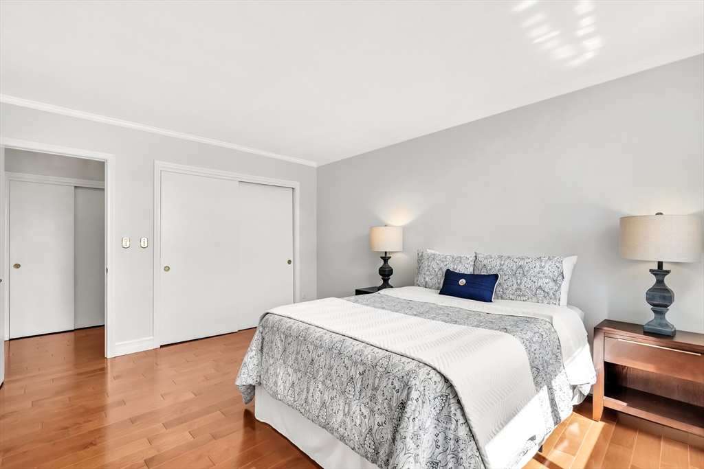 123 Sewall Ave # 3A