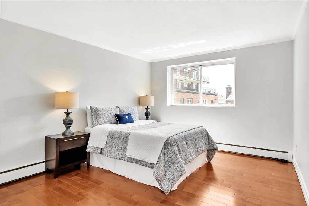 123 Sewall Ave # 3A