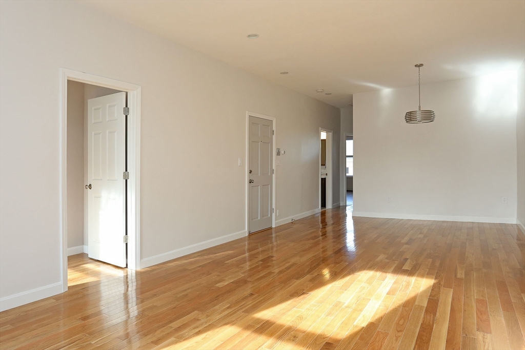 102 Union Park Street # 3