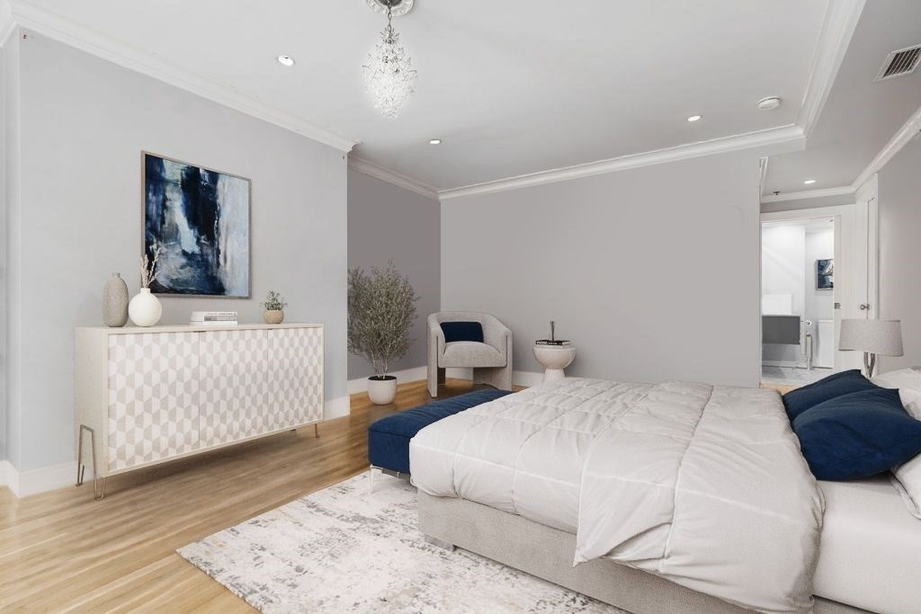 157 Newbury St # 3