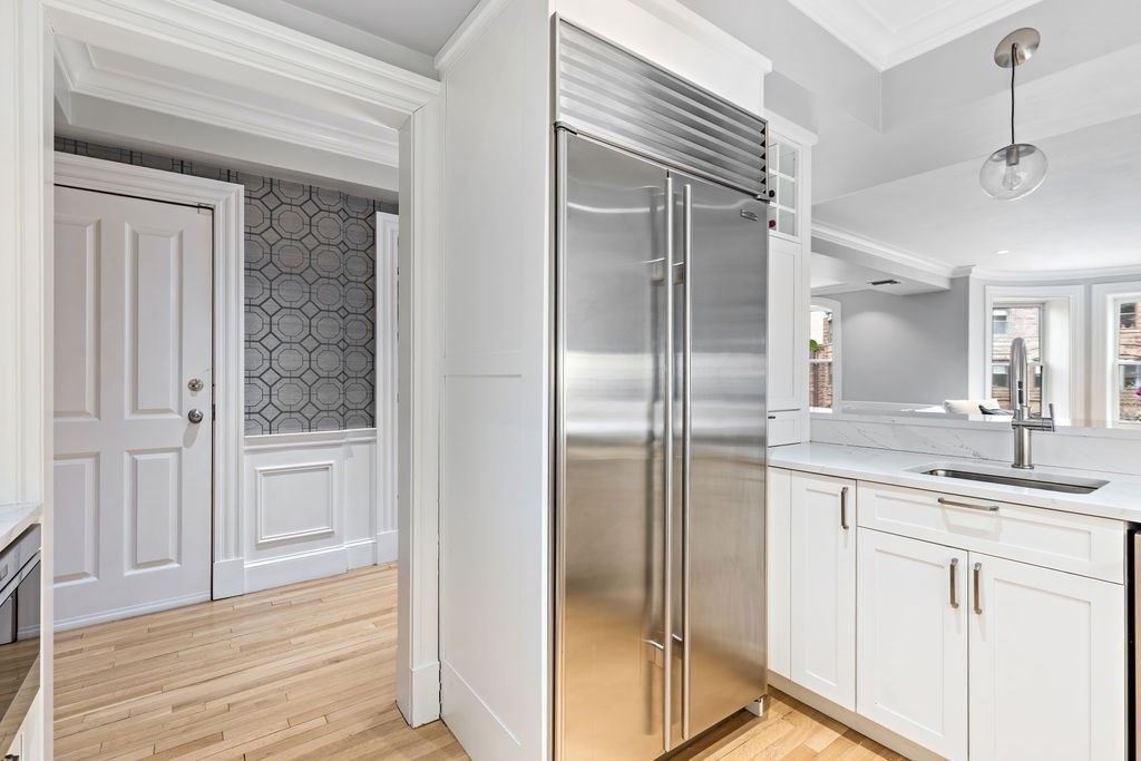 157 Newbury St # 3