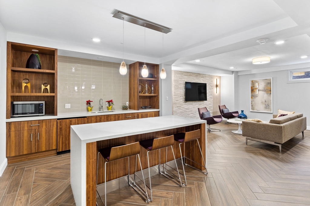 771 Harrison Ave. # 309