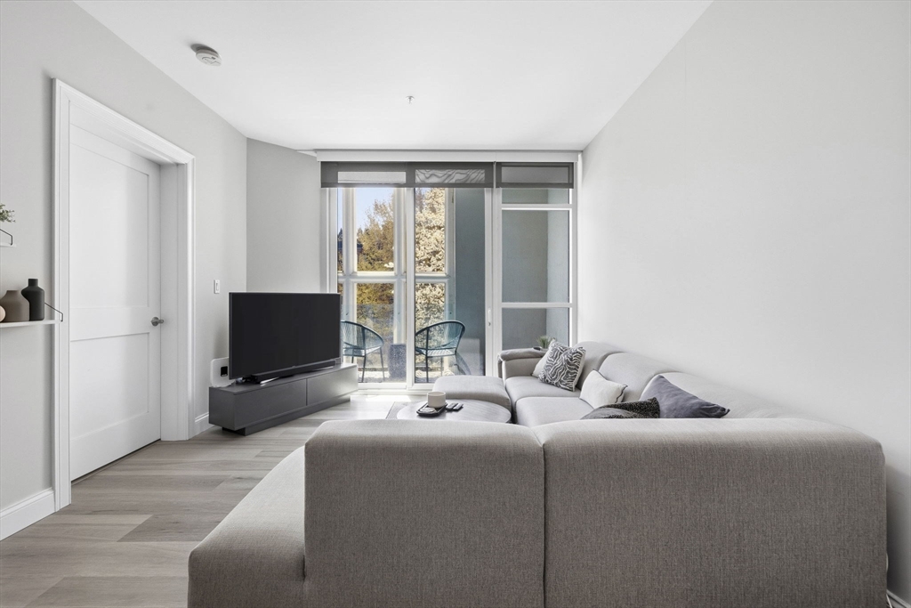 771 Harrison Ave. # 309