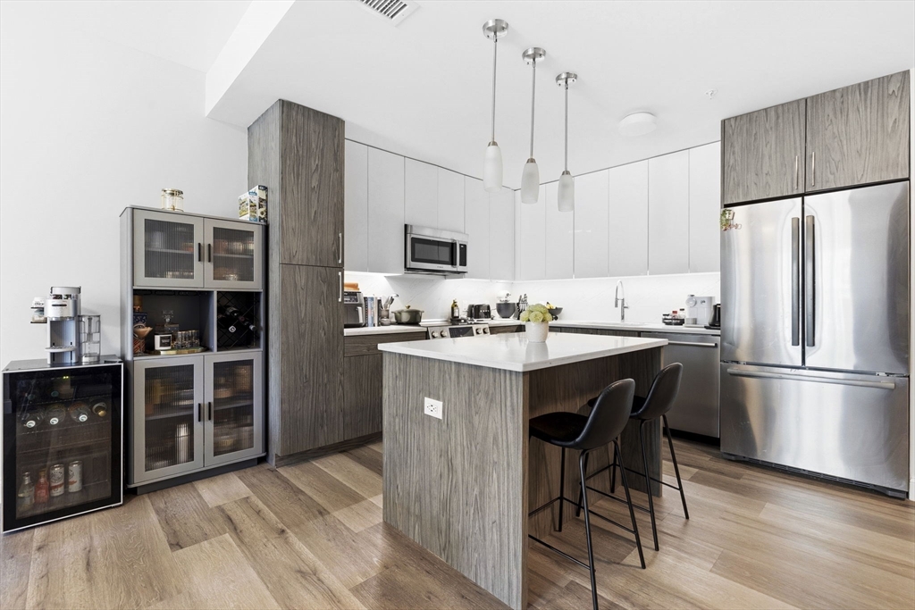 771 Harrison Ave. # 309