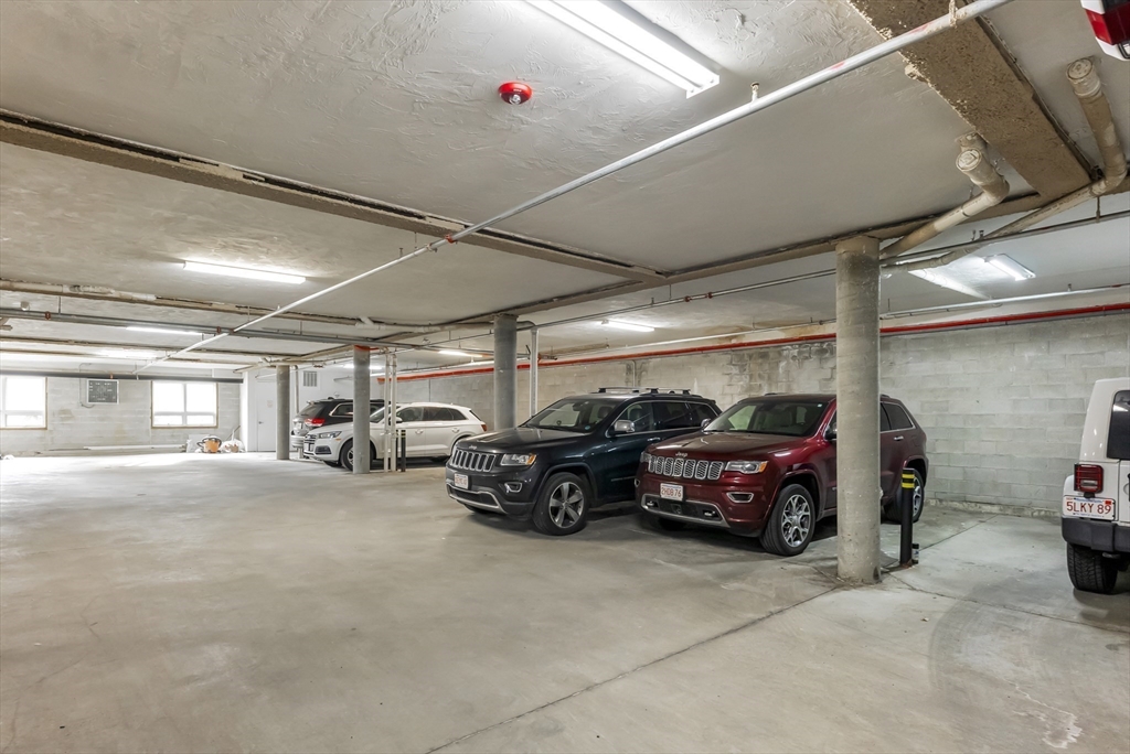 350 W 2nd St # 2