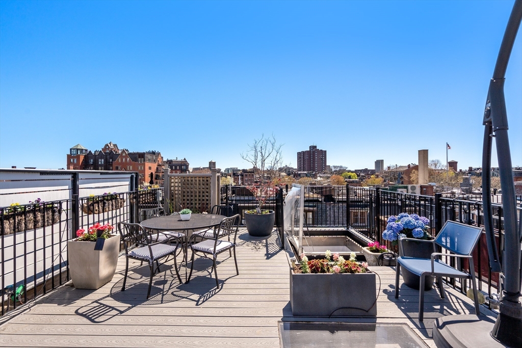 11 Dartmouth Place # 3