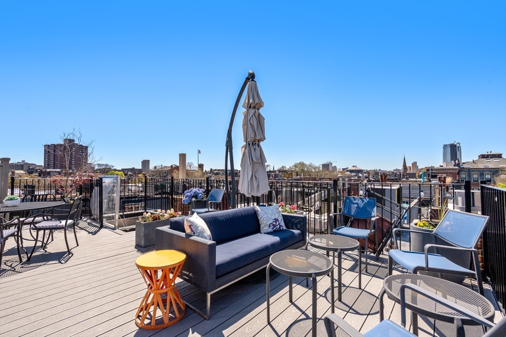 11 Dartmouth Place # 3
