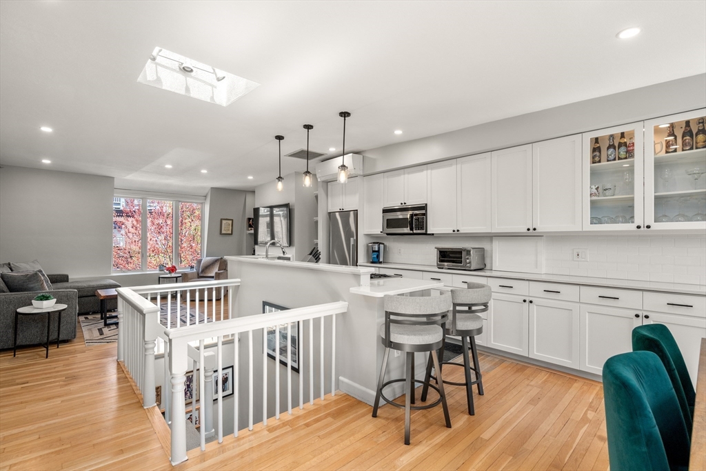 11 Dartmouth Place # 3