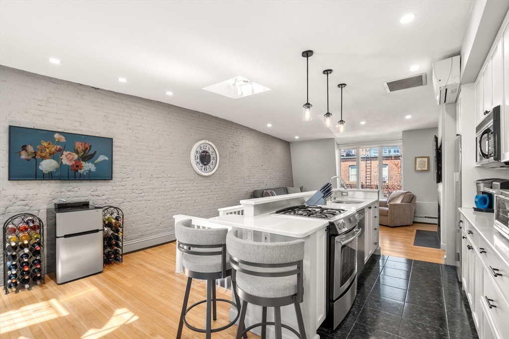 11 Dartmouth Place # 3