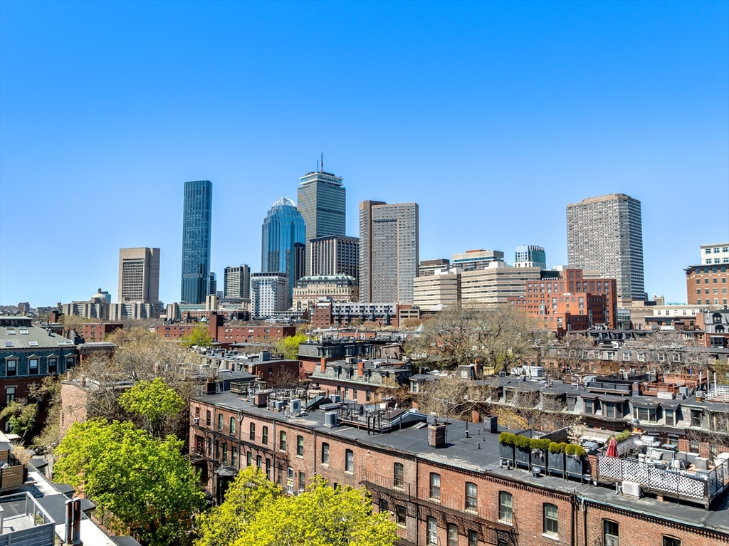 11 Dartmouth Place # 3