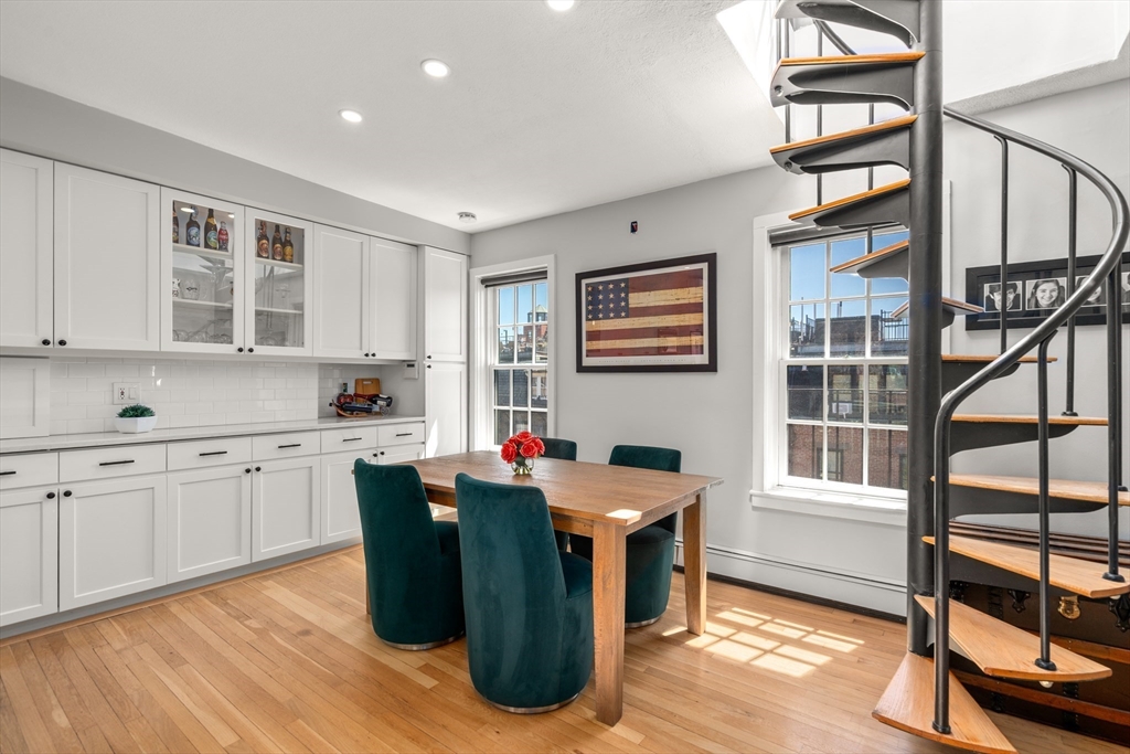 11 Dartmouth Place # 3