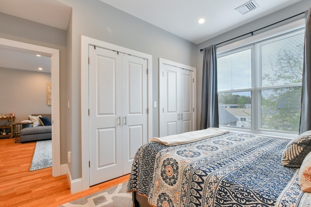 5 Mcbride St. # 403