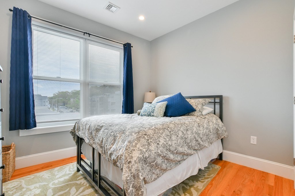 5 Mcbride St. # 403