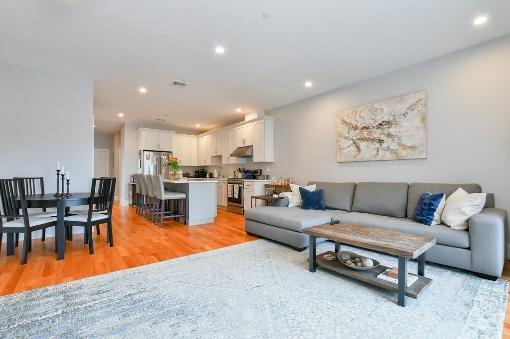 5 Mcbride St. # 403