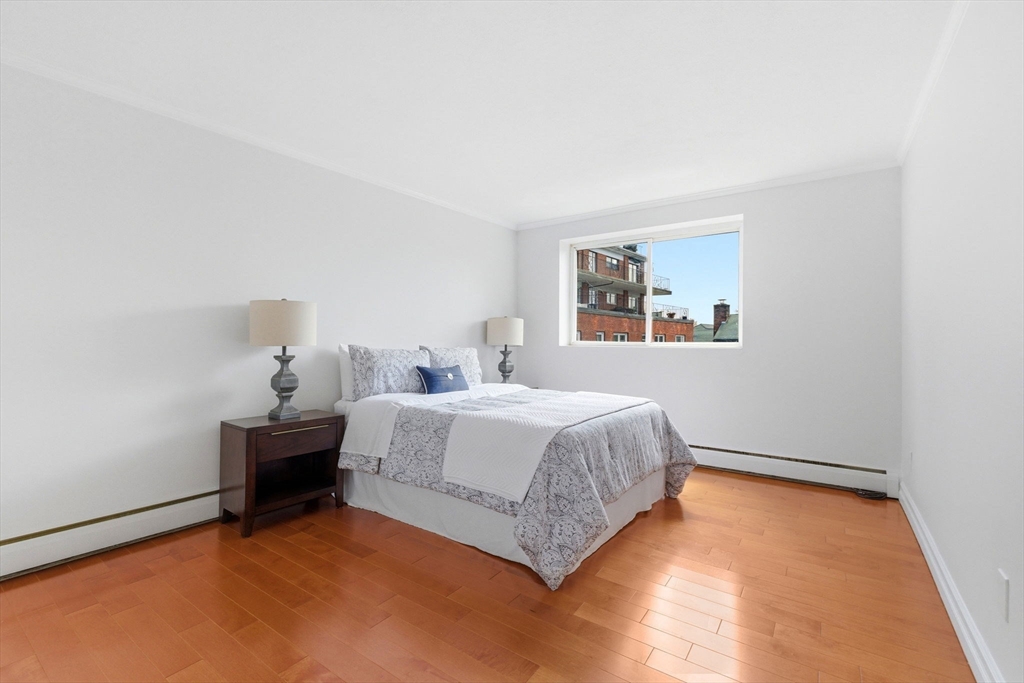 123 Sewall Ave # 3A