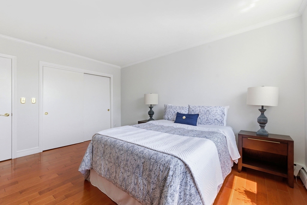 123 Sewall Ave # 3A